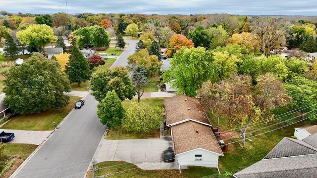 1208 Somerset Road, Fergus Falls, MN 56537