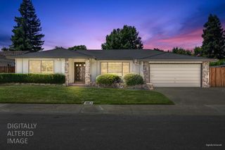 945 Trestle Glen Way, Sacramento, CA 95831