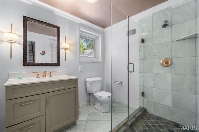 29 Thorndell Drive, St Louis, MO 63117