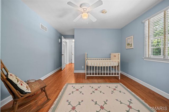 29 Thorndell Drive, St Louis, MO 63117