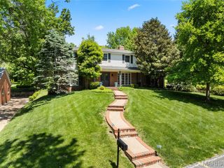 29 Thorndell Drive, St Louis, MO 63117