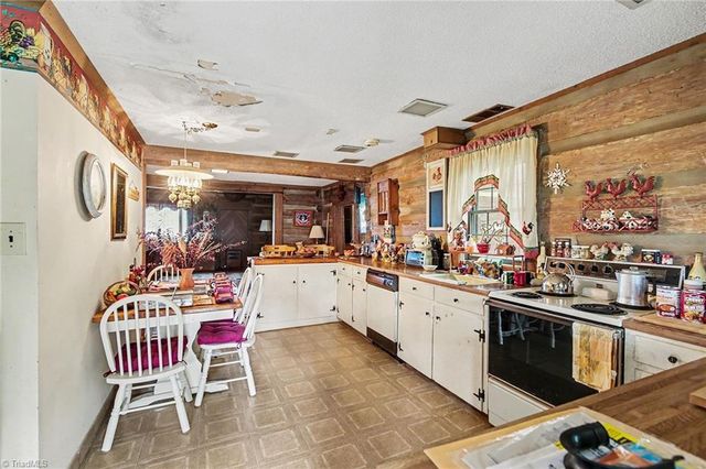 1413 Mission Road, Danbury, NC 27016