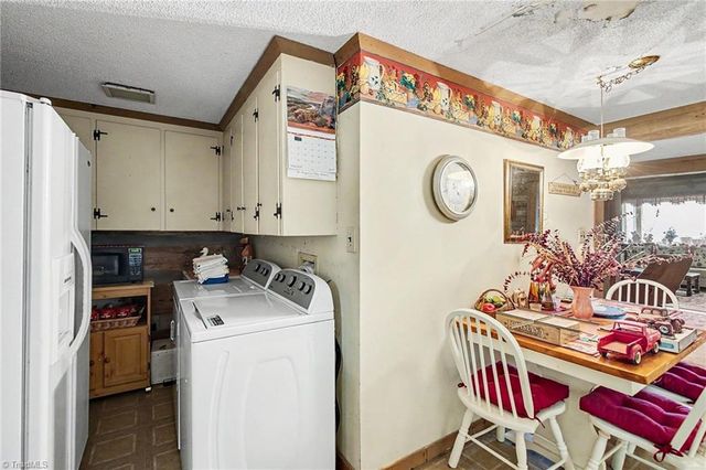 1413 Mission Road, Danbury, NC 27016