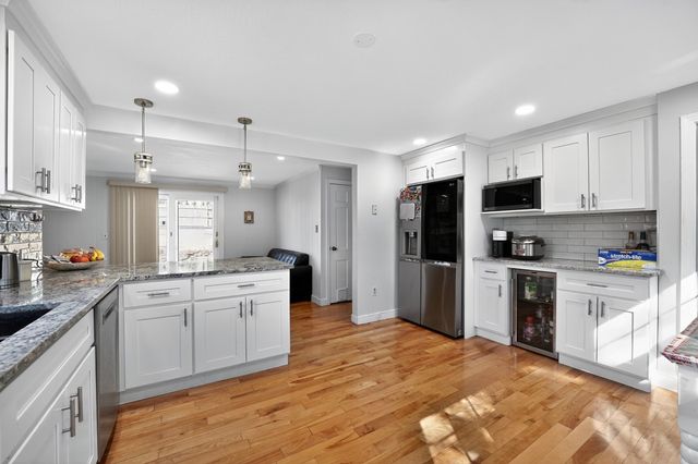 116 Gordon Rd, Braintree, MA 02184