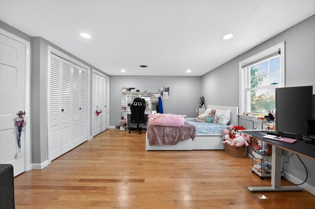 116 Gordon Rd, Braintree, MA 02184