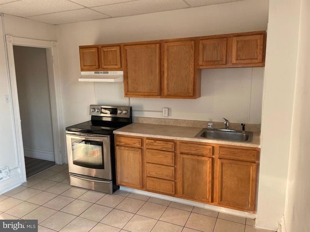 36 N JEFFERSON ST, Allentown, PA 18102