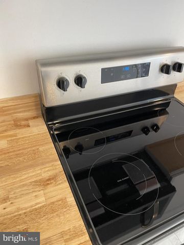 36 N JEFFERSON ST, Allentown, PA 18102