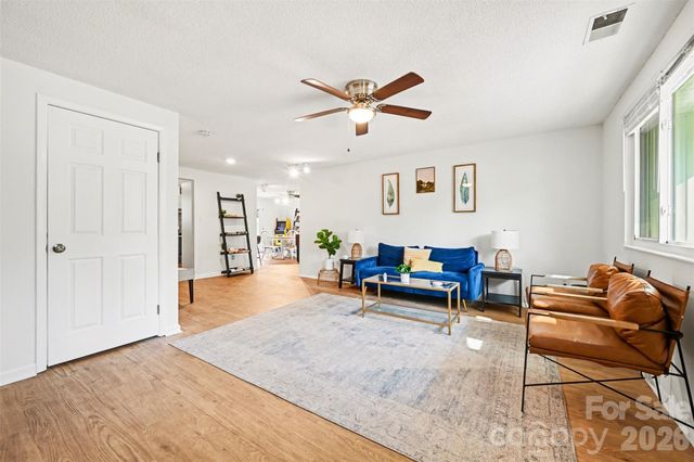 9815 Meringue Place, Charlotte, NC 28270