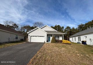 27 Cromwell Court, Manchester, NJ 08759