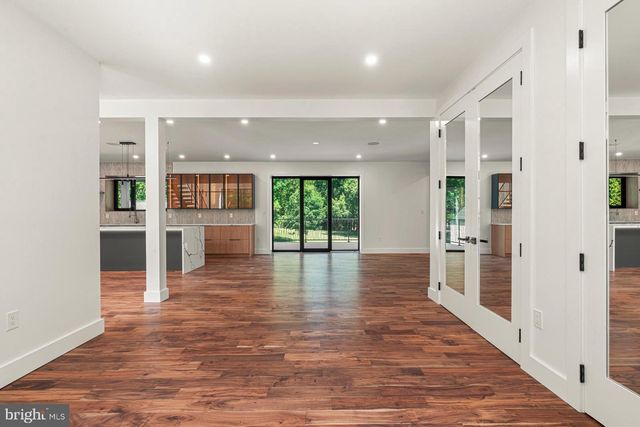 1526 HUNTINGDON PIKE, Huntingdon Valley, PA 19006