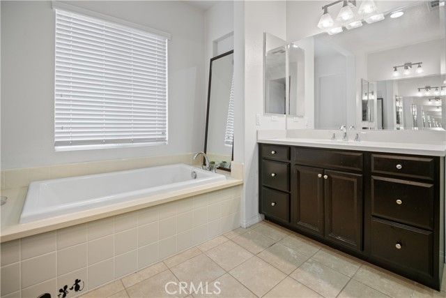 13289 Cadenza Dr, Eastvale, CA 92880