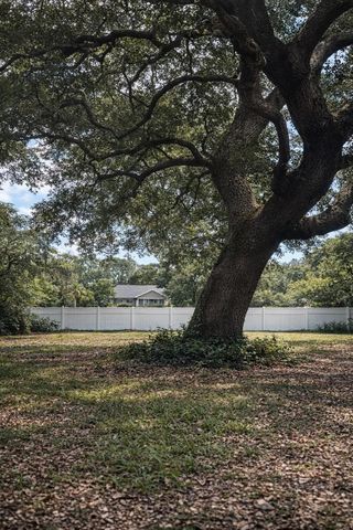 616 Maple Dr., Myrtle Beach, SC 29575