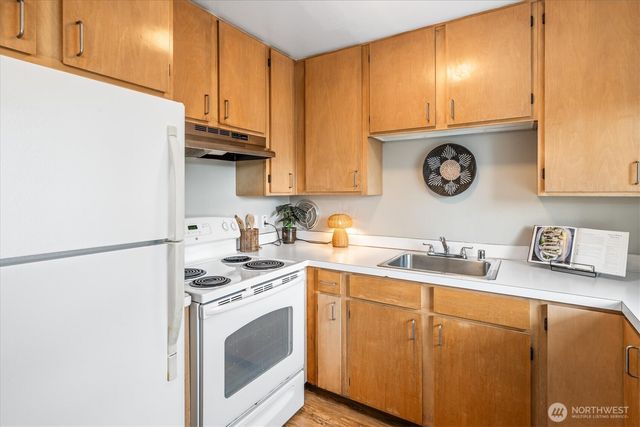 5638 3rd Avenue NW, Seattle, WA 98107