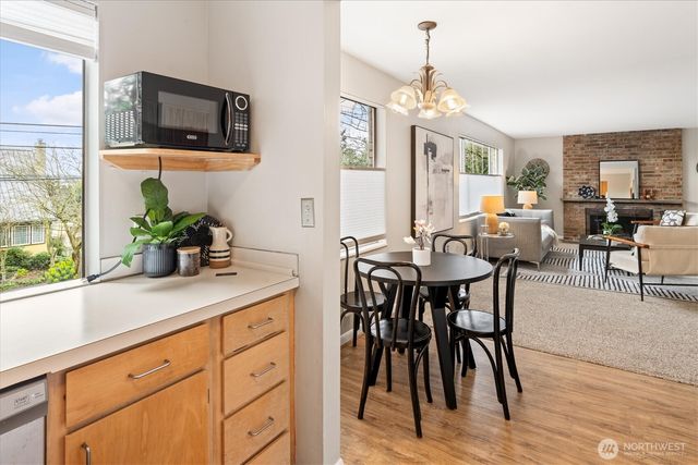 5638 3rd Avenue NW, Seattle, WA 98107