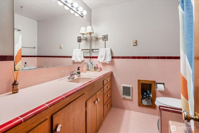 5638 3rd Avenue NW, Seattle, WA 98107