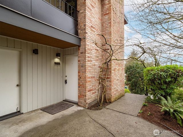 5638 3rd Avenue NW, Seattle, WA 98107