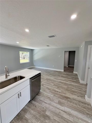 142 ROSEDALE AVENUE, Spring Hill, FL 34606