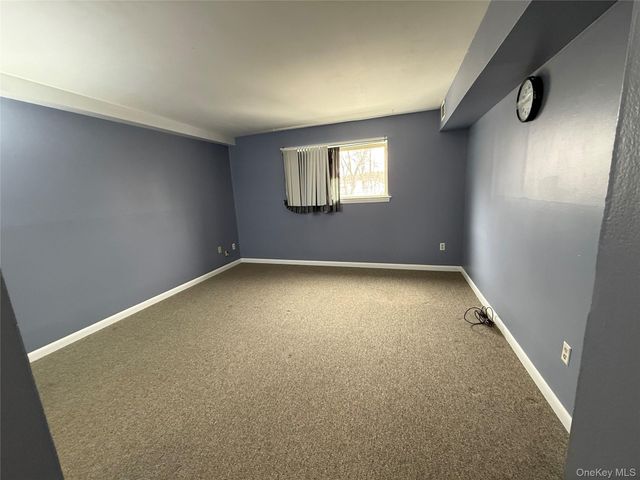26 Cooper Road 811, Poughkeepsie, NY 12603