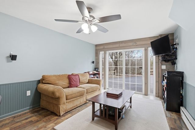 6 Spinnaker Cir, Haverhill, MA 01830