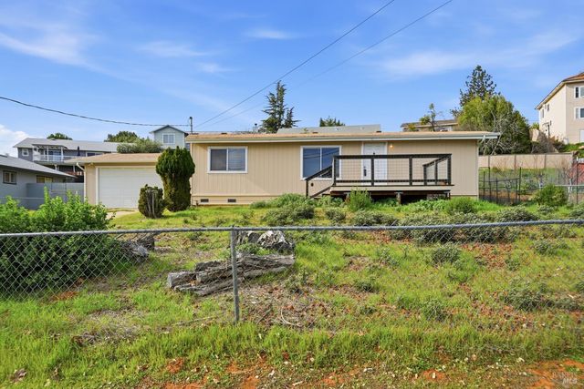 5139 Canterberry Dr, Kelseyville, CA 95451