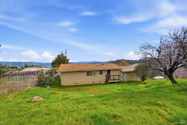 5139 Canterberry Dr, Kelseyville, CA 95451