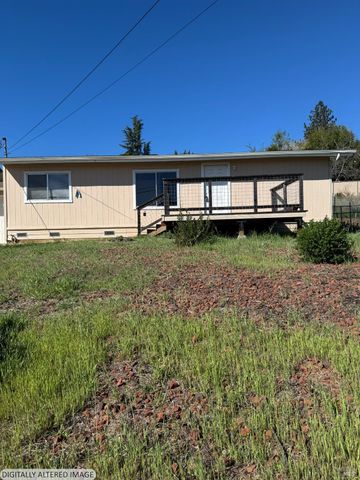 5139 Canterberry Dr, Kelseyville, CA 95451