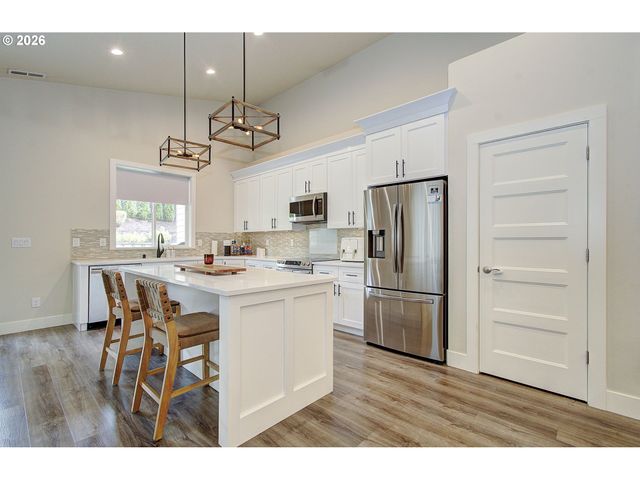 13609 Ne 61ST Ave, Vancouver, WA 98686