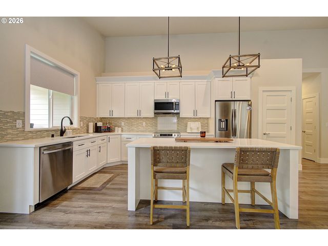 13609 Ne 61ST Ave, Vancouver, WA 98686