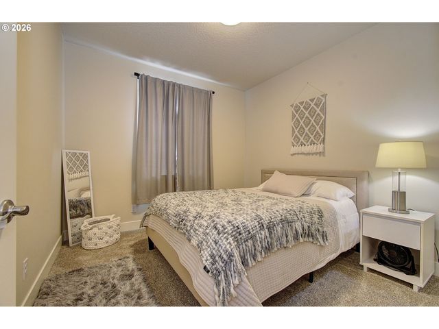 13609 Ne 61ST Ave, Vancouver, WA 98686