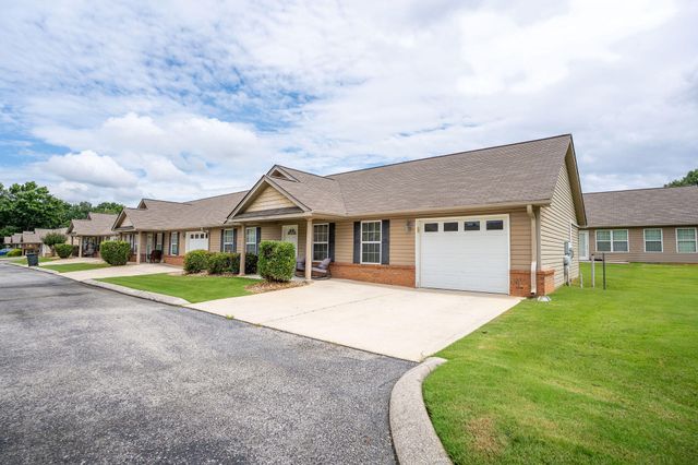 1904 Cedar Creek Drive, Rossville, GA 30741