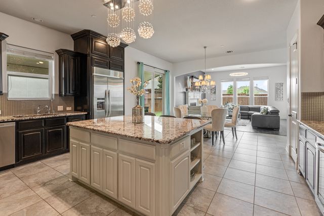2182 Saxon Way, Allen, TX 75013