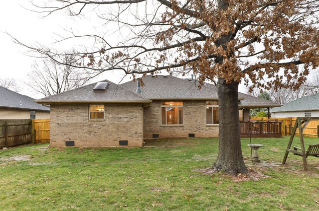 3922 W Cardinal Street, Springfield, MO 65810