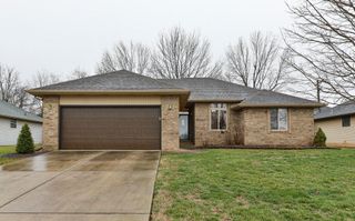 3922 W Cardinal Street, Springfield, MO 65810