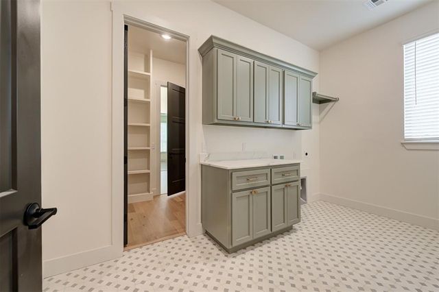 3408 Bourgogne Street, Edmond, OK 73034