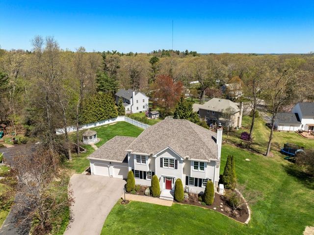 57 Bouffard Dr, Marlborough, MA 01752