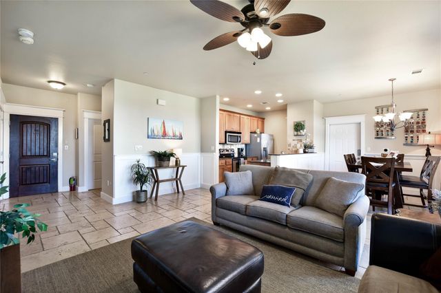 17800 Maritime Point DR 101, Jonestown, TX 78645