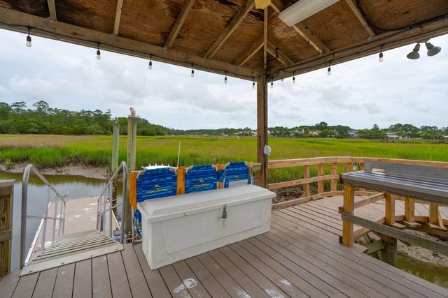 2834 Parkers Landing Road, Mount Pleasant, SC 29466