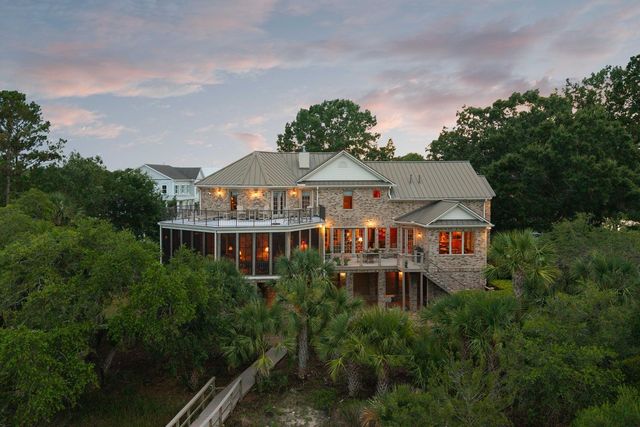 2834 Parkers Landing Road, Mount Pleasant, SC 29466