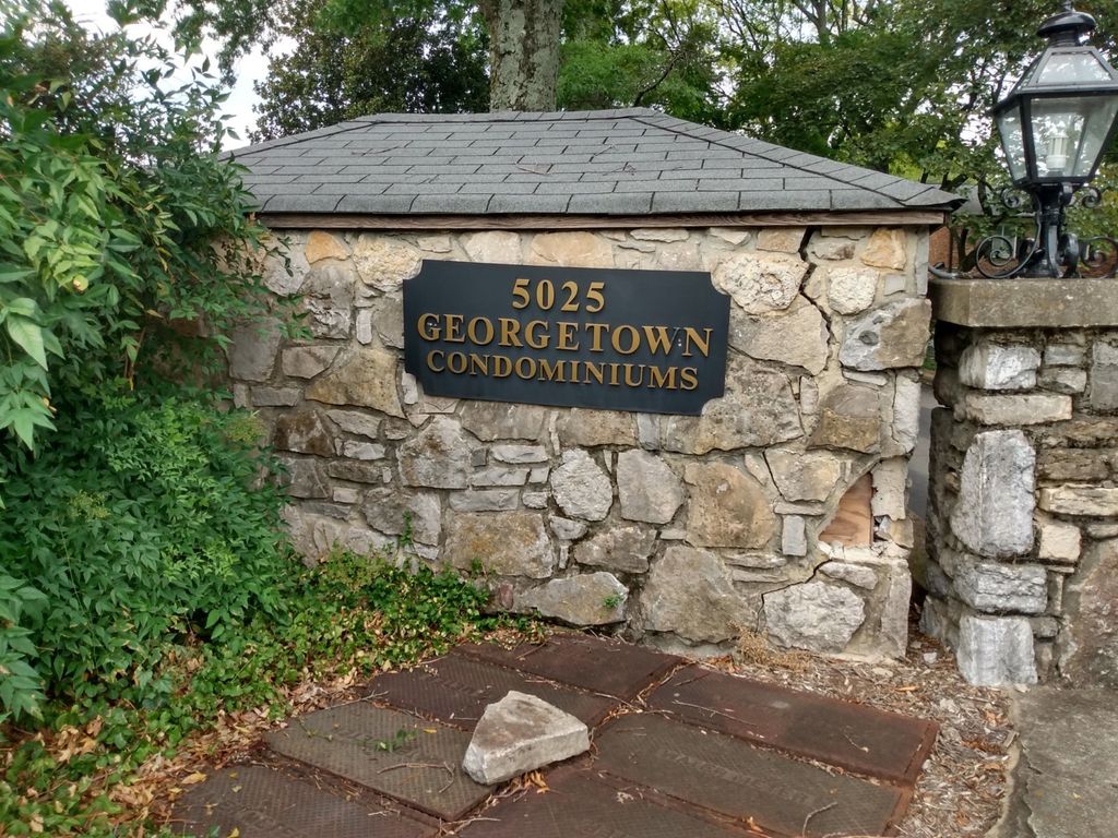 5025 Hillsboro Pike Apt 7D, Nashville, TN 37215