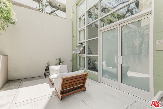 1130 S Flower Street 103, Los Angeles, CA 90015