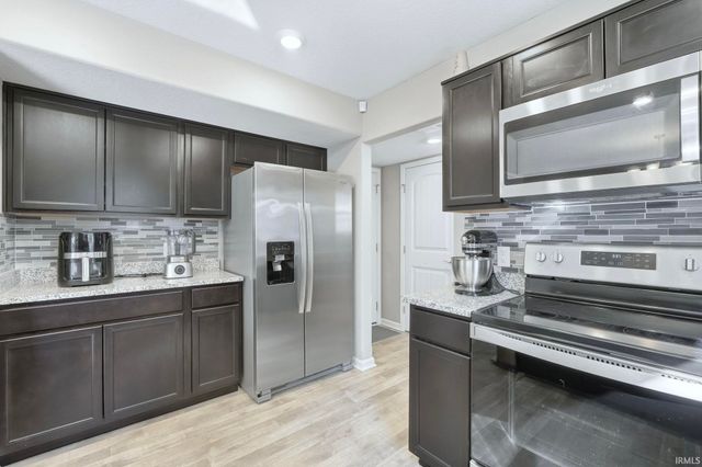 1529 Cuprum Pass, Fort Wayne, IN 46845