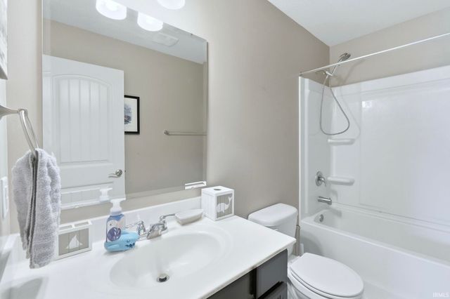 1529 Cuprum Pass, Fort Wayne, IN 46845