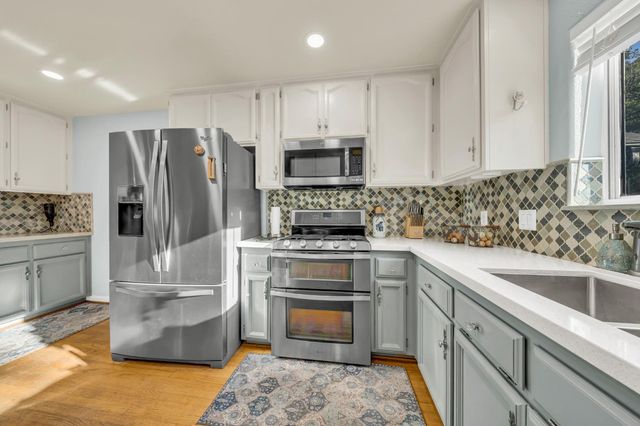 21930 Placer Hills Rd, Colfax, CA 95713