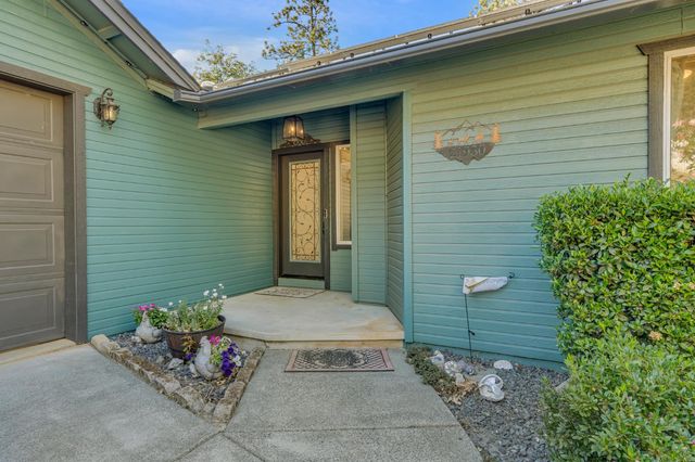 21930 Placer Hills Rd, Colfax, CA 95713