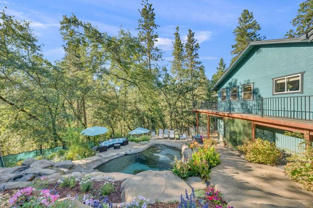 21930 Placer Hills Rd, Colfax, CA 95713