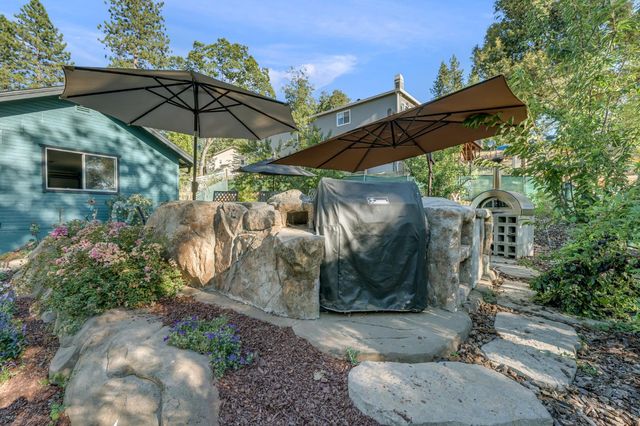 21930 Placer Hills Rd, Colfax, CA 95713