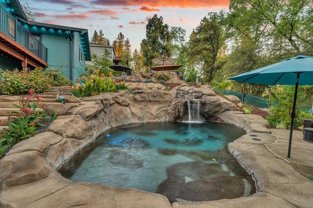 21930 Placer Hills Rd, Colfax, CA 95713