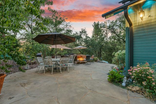21930 Placer Hills Rd, Colfax, CA 95713