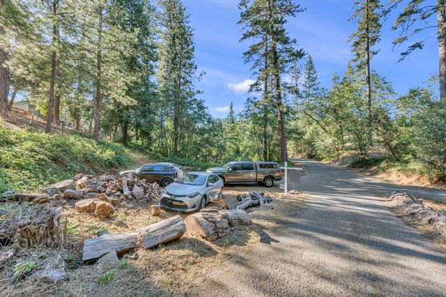 21930 Placer Hills Rd, Colfax, CA 95713