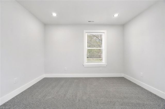 626 Day ST, Hampton, VA 23661
